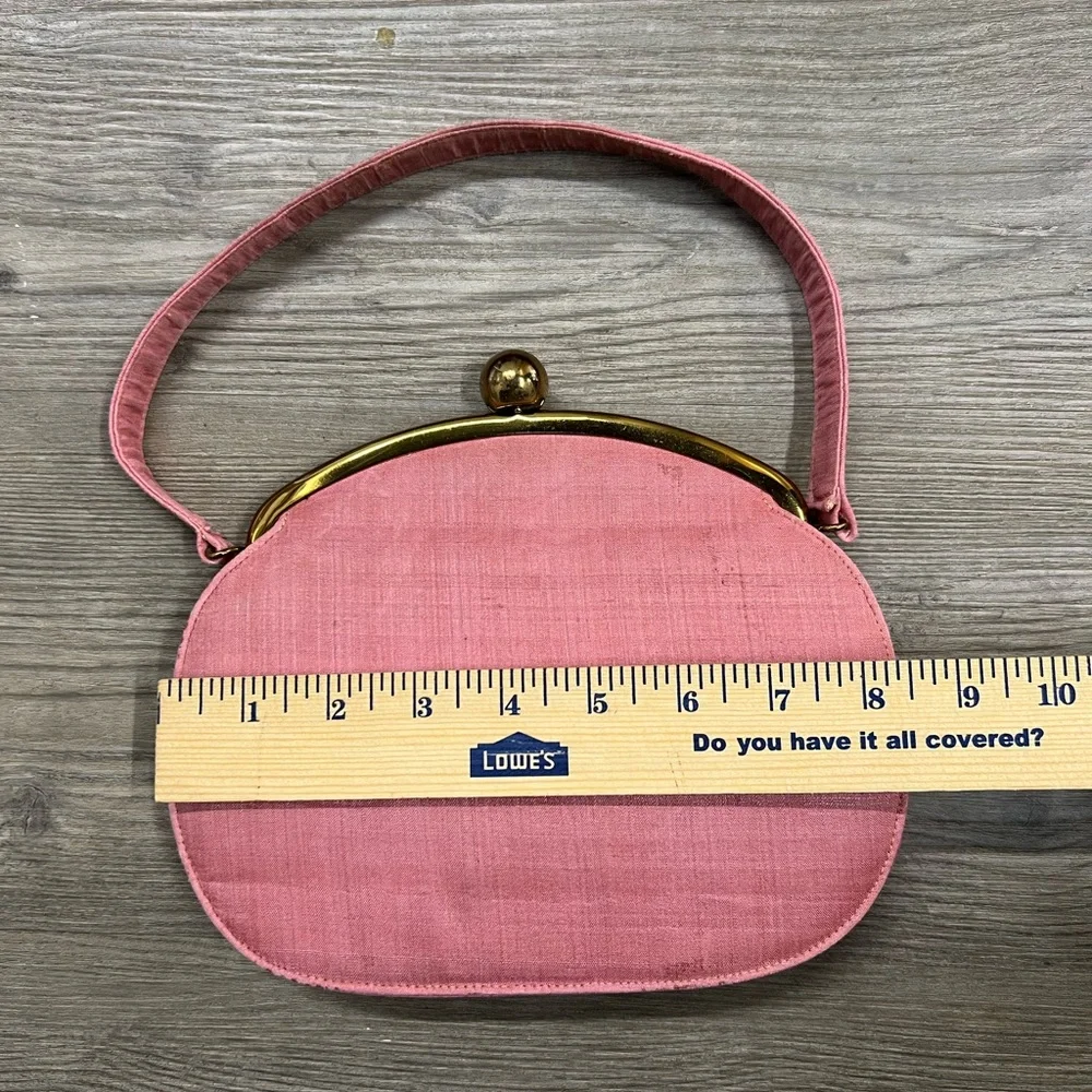 Chic Pink Clutch with Gold Frame and Textured Finish - Picture 3 of 8